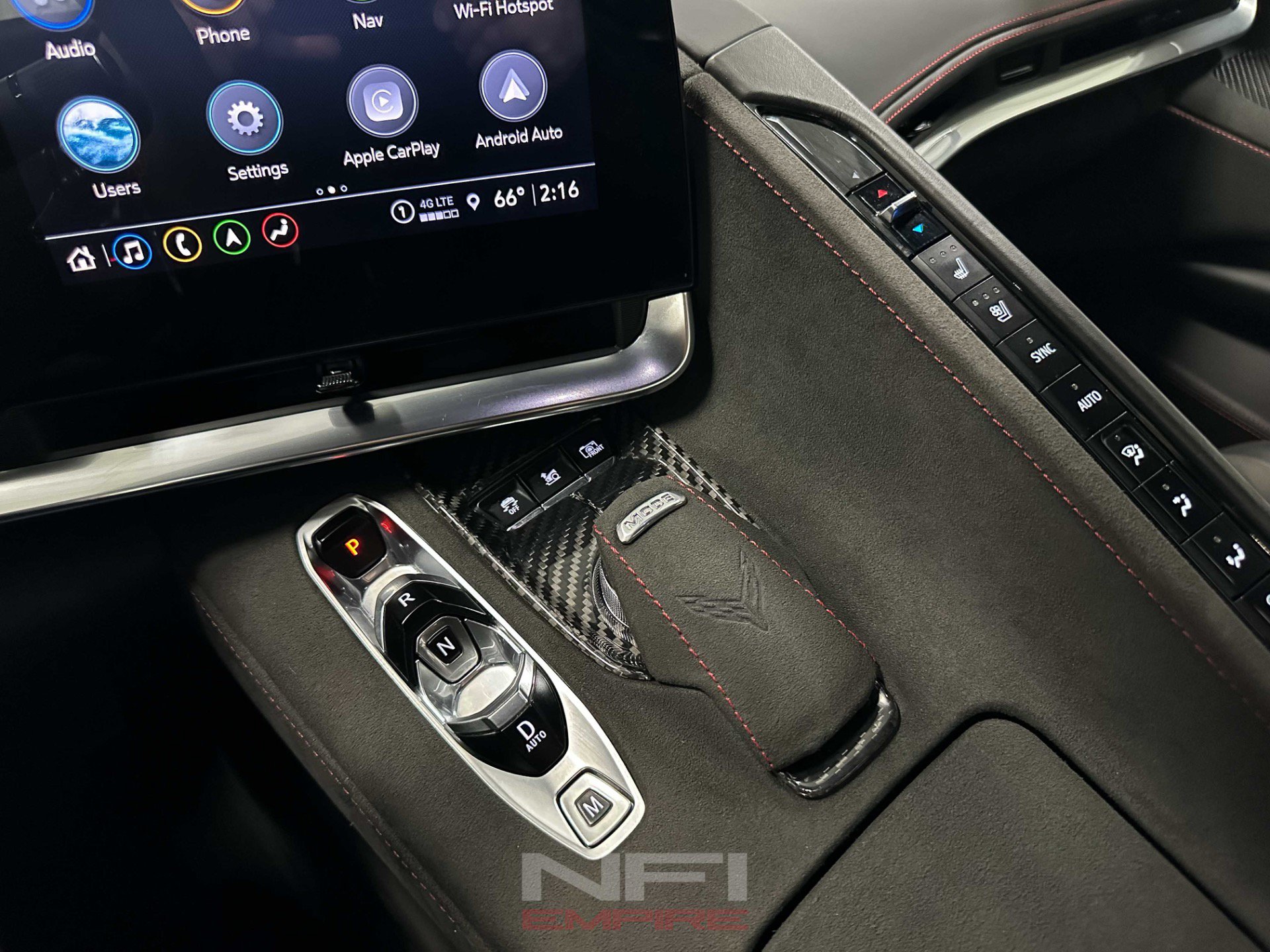 Used 2021 Chevrolet Corvette Stingray Premium Conv w/ Z51 Performance Package RWD image 27