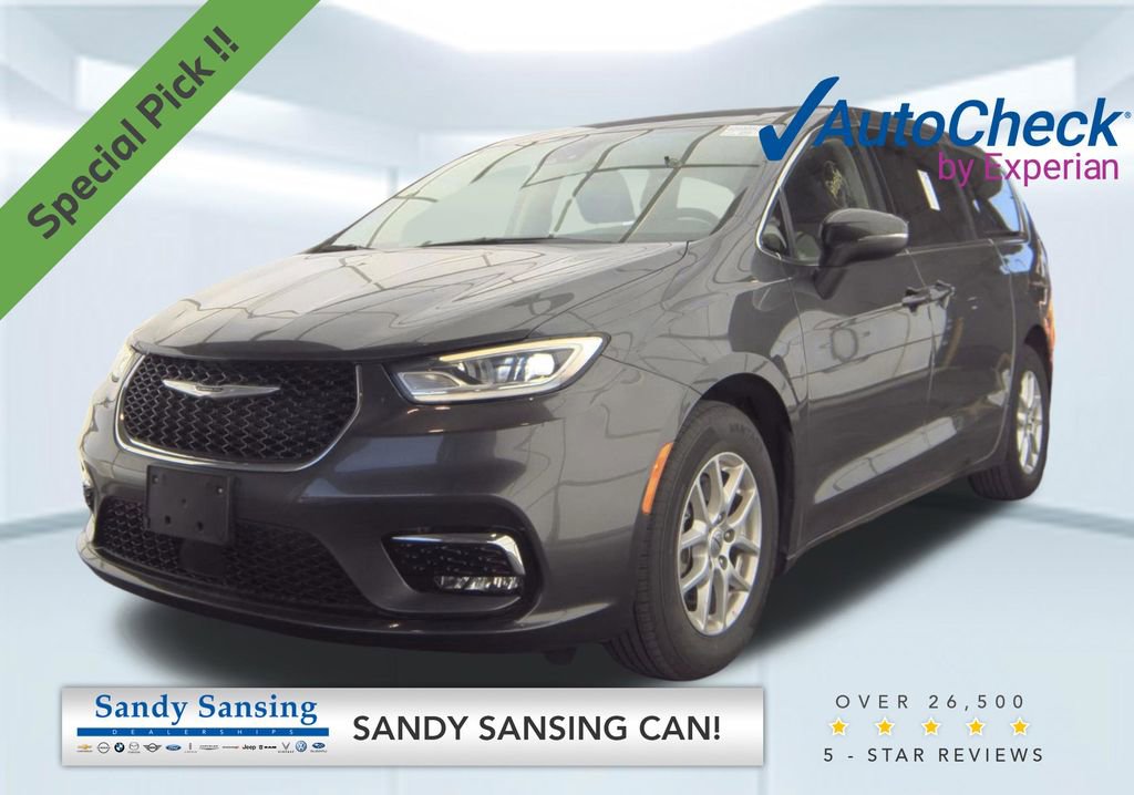 Used 2023 Chrysler Pacifica Touring-L FWD image 1
