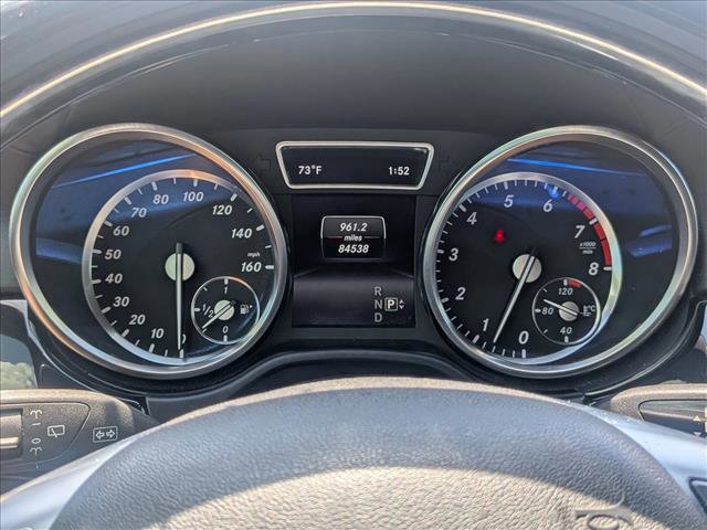 Used 2015 Mercedes-Benz GL 550 4MATIC image 7