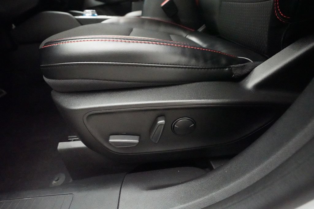 Used 2023 Ford Escape ST-Line w/ Tech Pack #1 AWD/4WD image 29