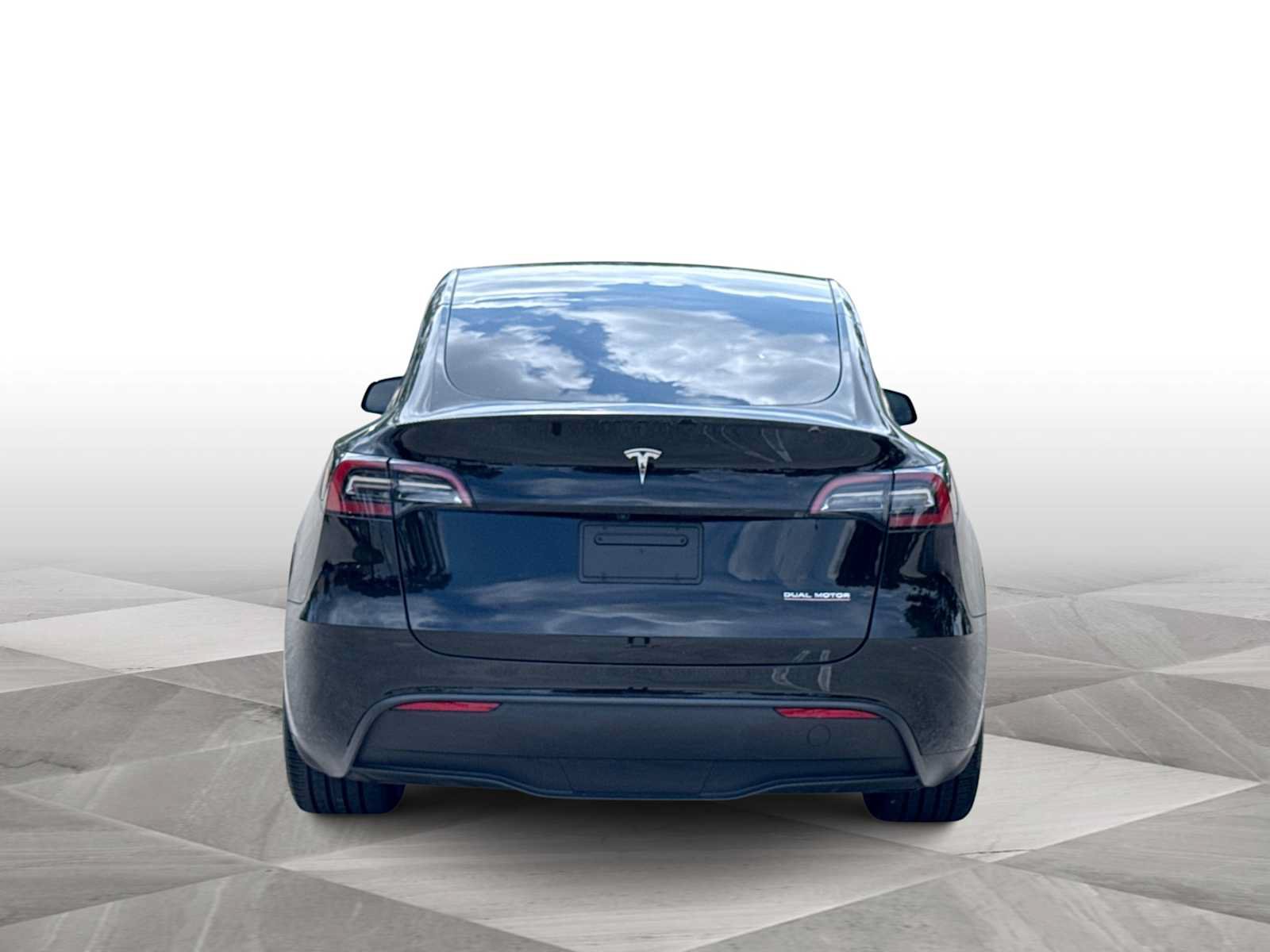 Used 2024 Tesla Model Y Performance AWD/4WD image 7