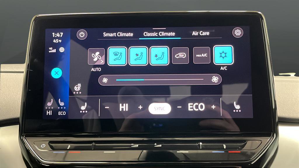 Used 2022 Volkswagen ID.4 Pro image 17