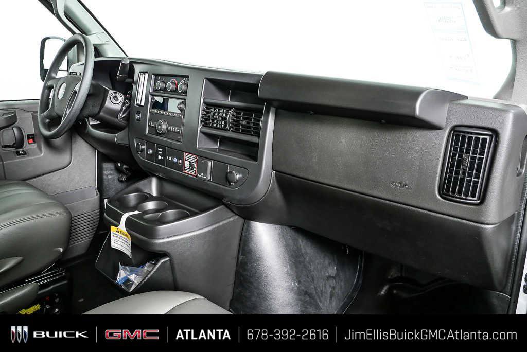 New 2025 GMC Savana 2500 w/ Driver Convenience Package RWD image 19