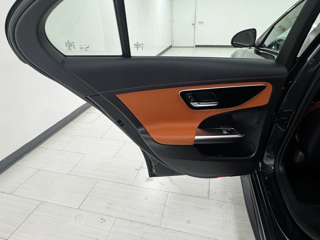 Used 2023 Mercedes-Benz C 43 AMG 4MATIC Sedan image 11