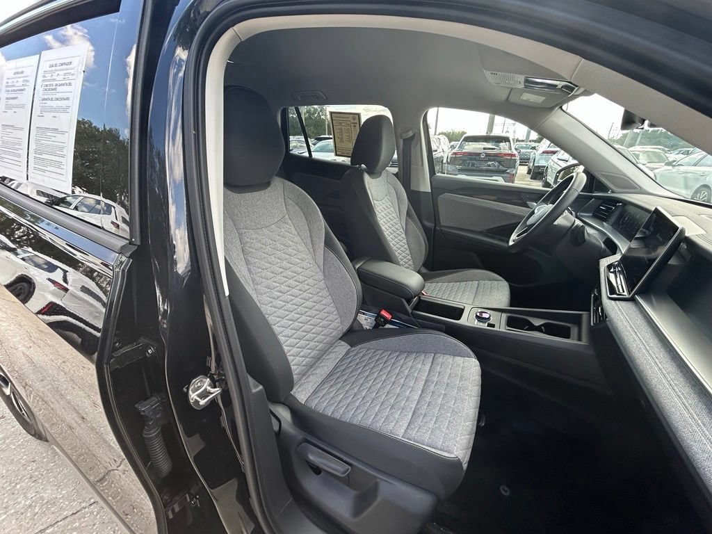 Certified 2026 Volkswagen Tiguan S FWD image 32