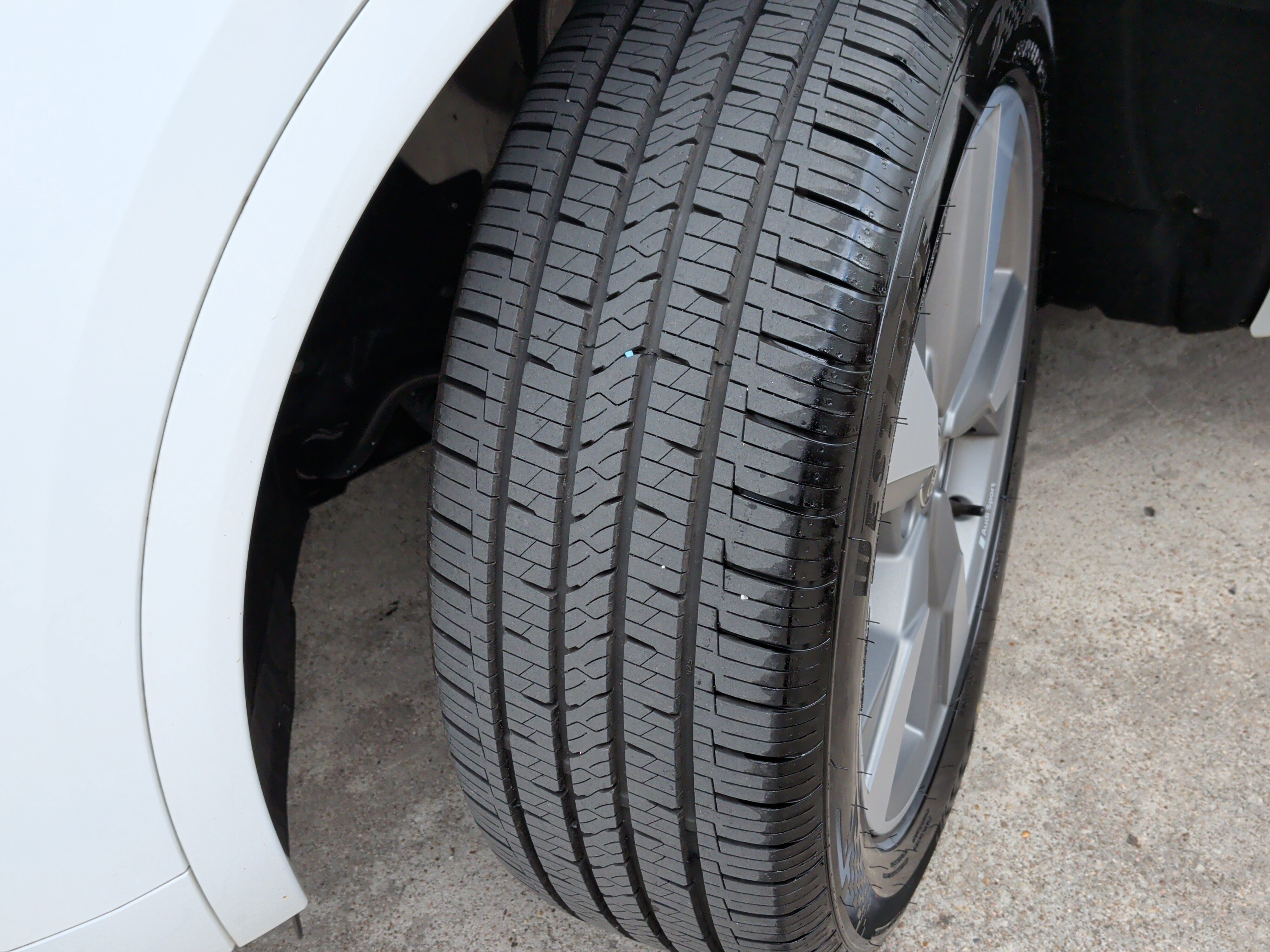 Certified 2023 Audi Q5 2.0T Premium w/ Convenience Package image 13