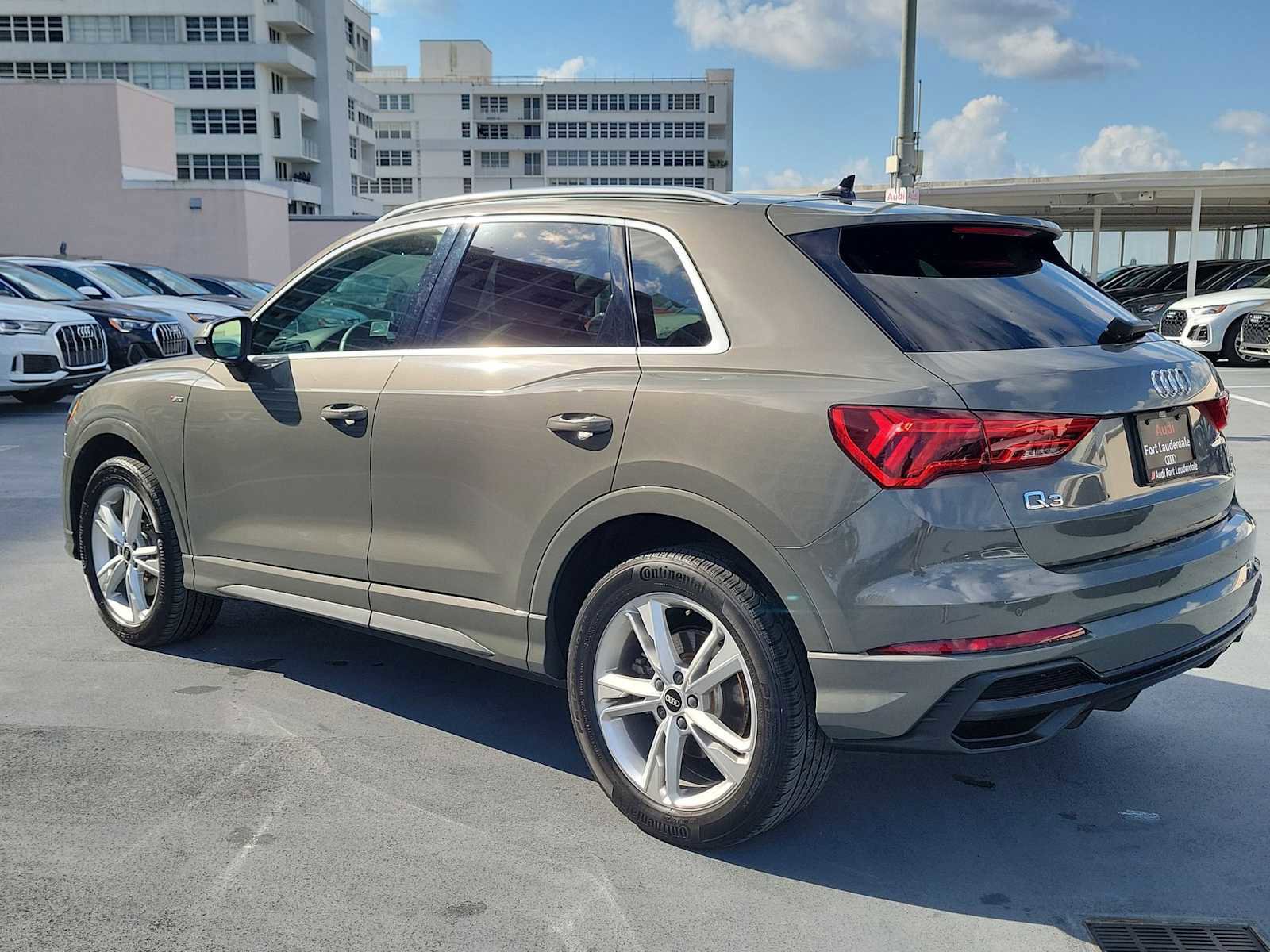 Certified 2021 Audi Q3 2.0T Premium AWD/4WD image 4