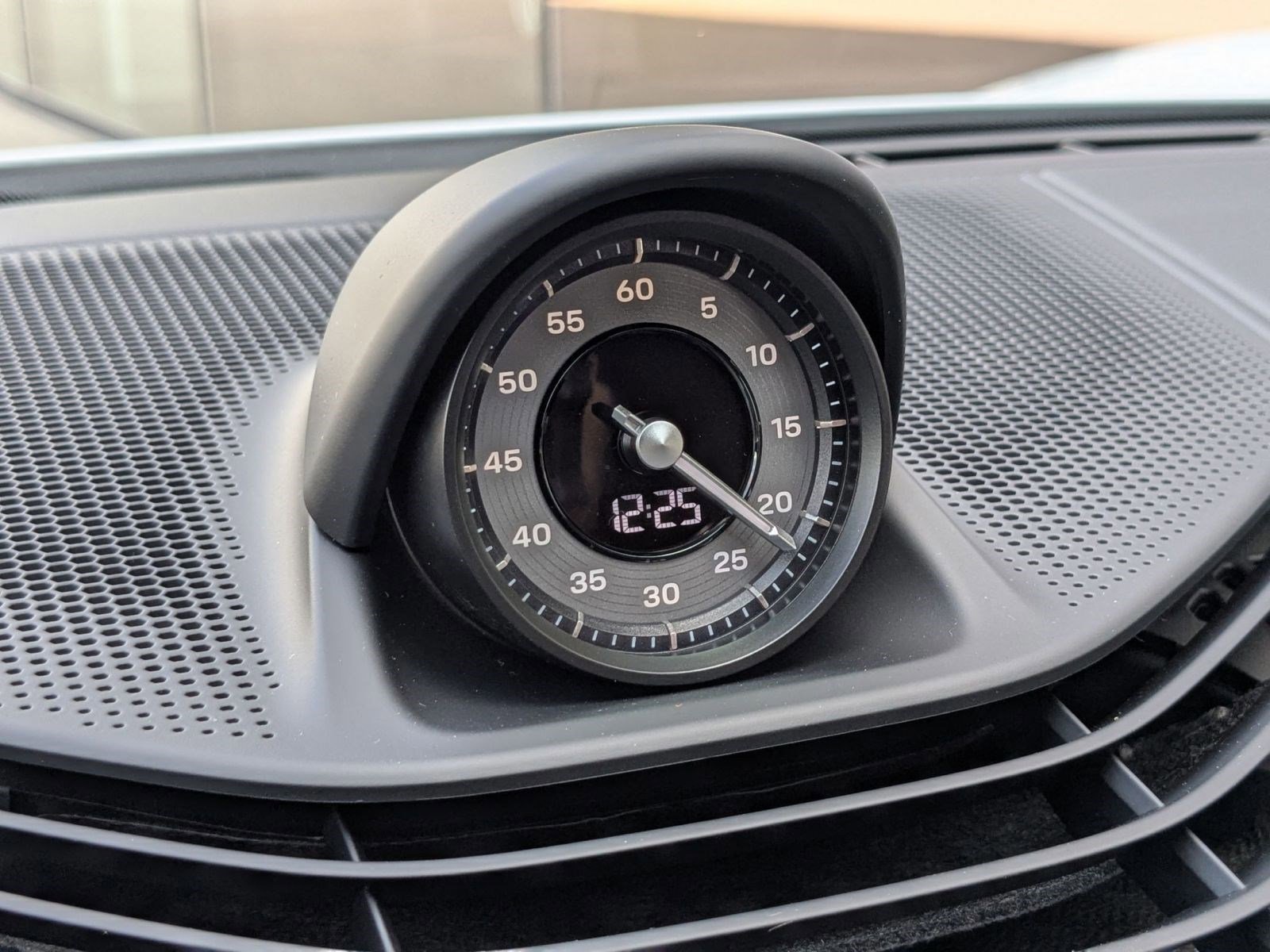 New 2026 Porsche Taycan image 21