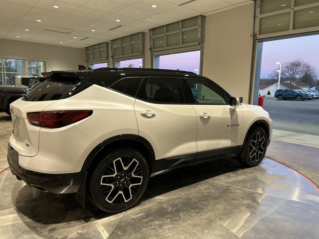 Used 2024 Chevrolet Blazer RS w/ Driver Confidence II Package image 8