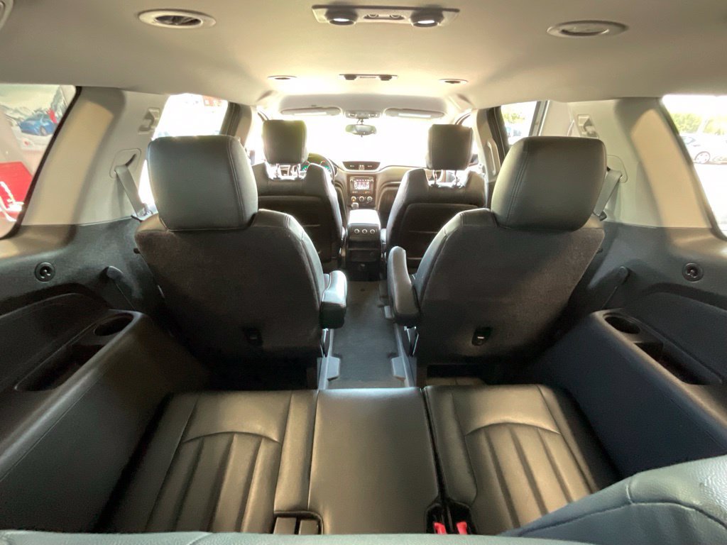 Used 2016 Chevrolet Traverse LT w/ Style and Technology Package AWD/4WD image 23