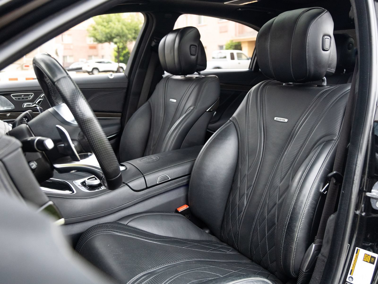 Used 2019 Mercedes-Benz S 63 AMG S 4MATIC Sedan image 4