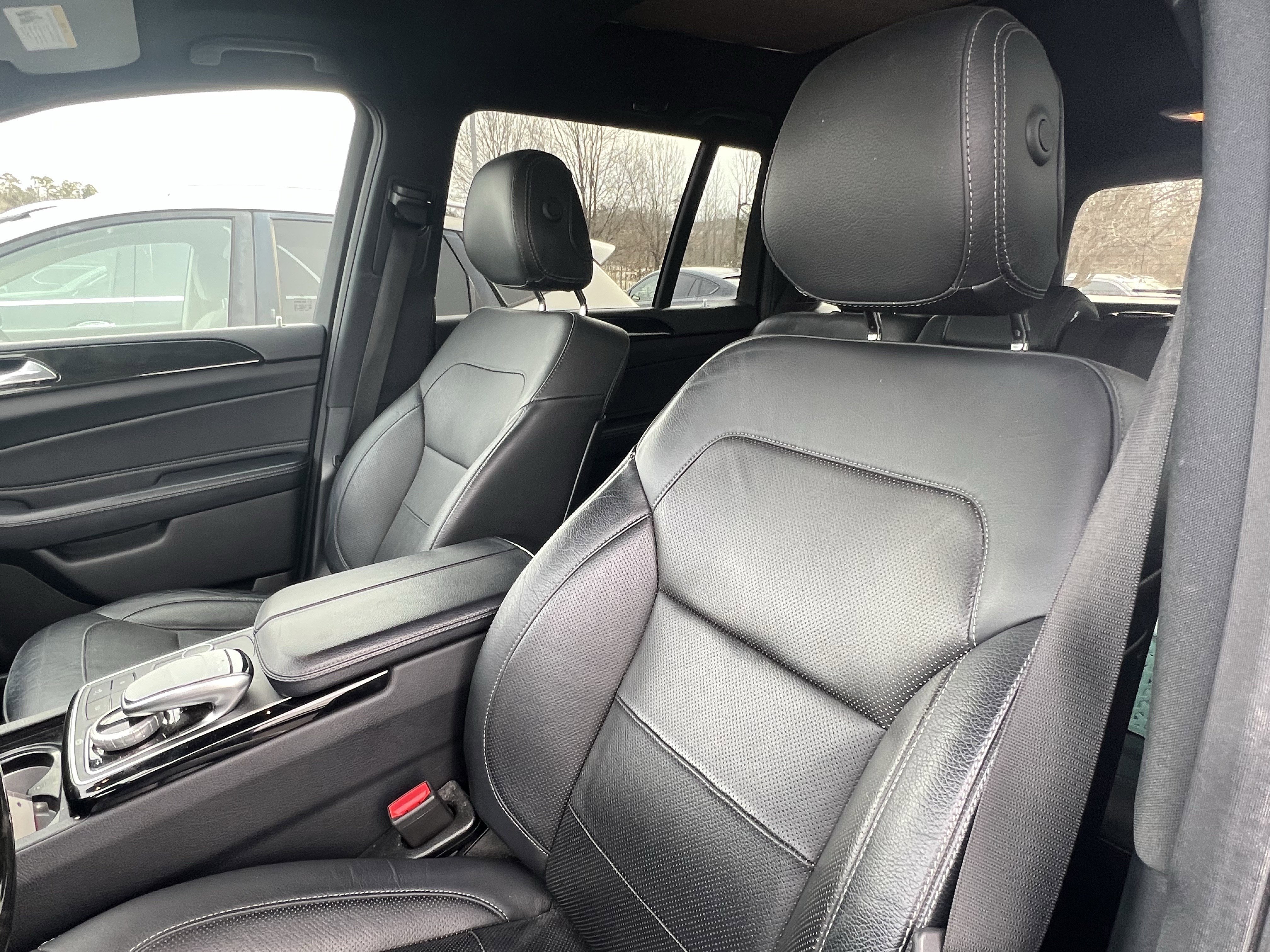 Used 2019 Mercedes-Benz GLS 450 4MATIC image 16