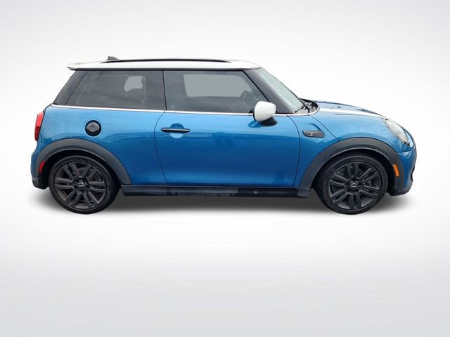 Used 2022 MINI Cooper S w/ Premium Package image 9
