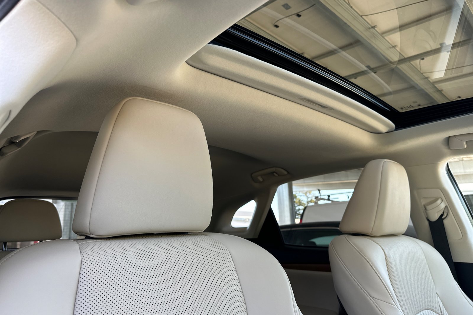 Used 2022 Lexus RX 350 AWD w/ Premium Package image 17