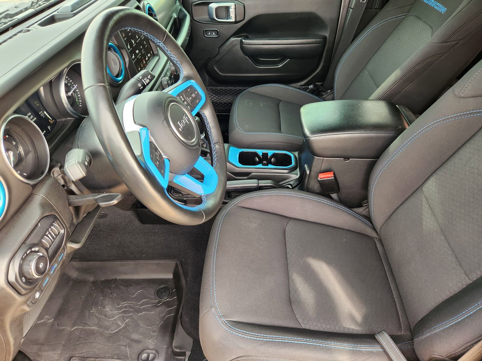 Used 2022 Jeep Wrangler Unlimited Rubicon 4xe w/ Steel Bumper Group image 13