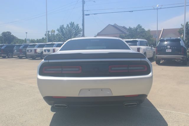 Used 2022 Dodge Challenger SXT w/ Plus Package RWD image 5