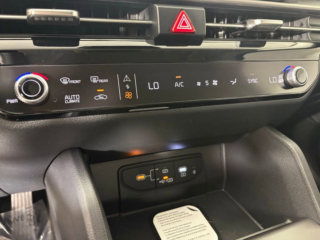 New 2026 Kia Sportage EX image 30