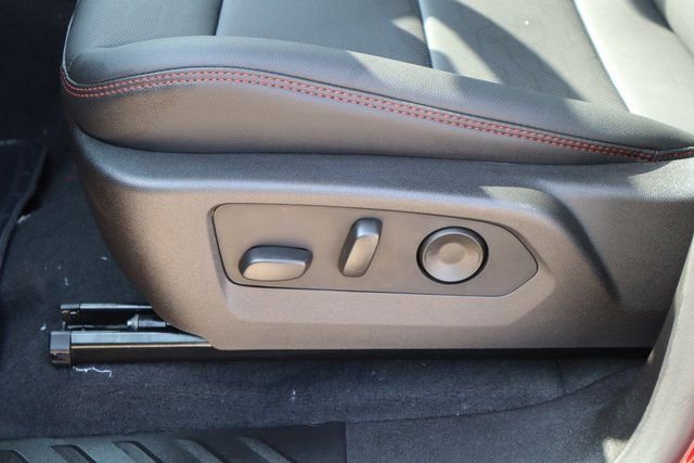 New 2025 Chevrolet Colorado Z71 w/ Technology Package AWD/4WD image 18