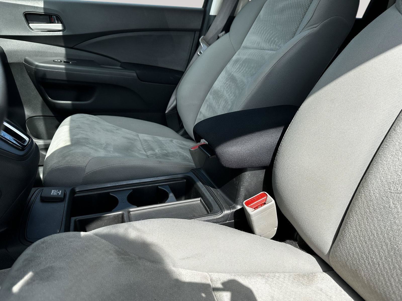 Used 2016 Honda CR-V SE image 18