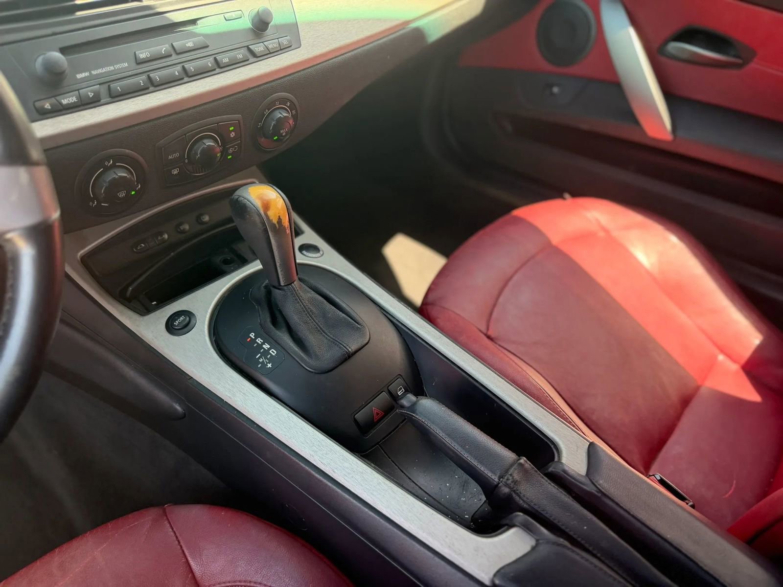 Used 2005 BMW Z4 3.0i RWD image 24
