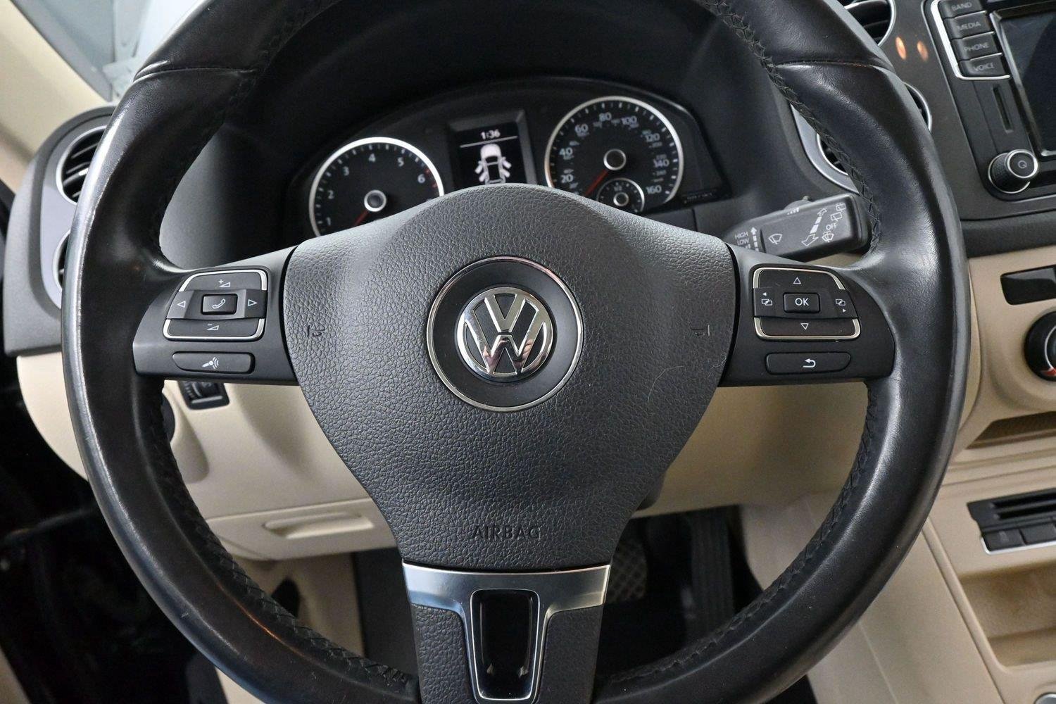 Used 2017 Volkswagen Tiguan Wolfsburg Edition AWD/4WD image 17
