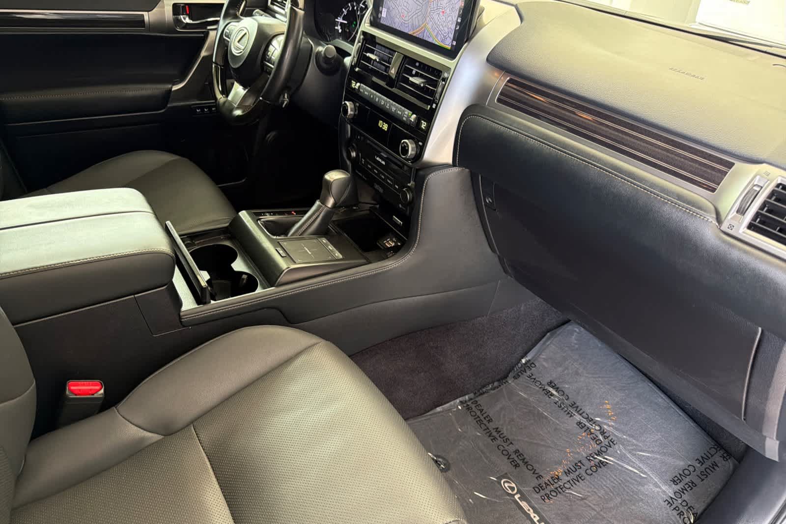Certified 2022 Lexus GX 460 Premium w/ Premium Plus Package AWD/4WD image 17
