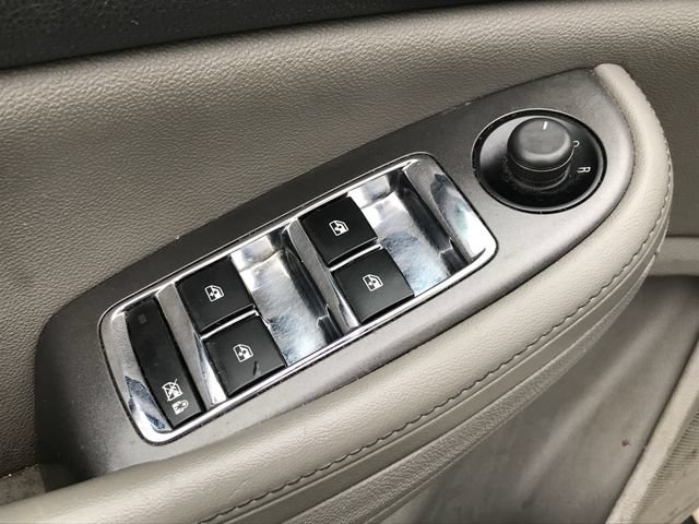 Used 2013 Chevrolet Malibu LS FWD image 7