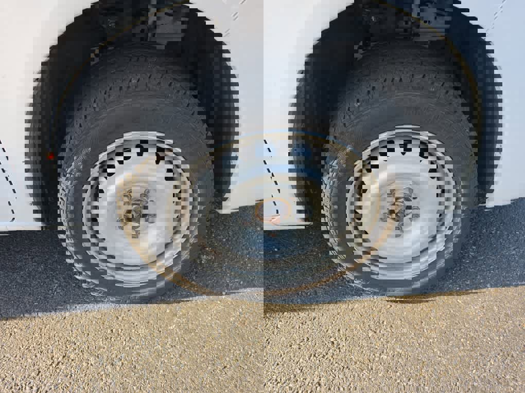 Used 2020 Nissan NV200 S image 12