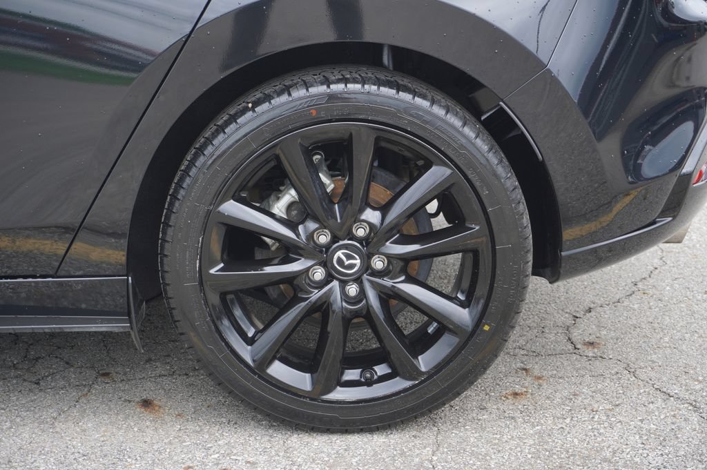 Used 2024 MAZDA MAZDA3 s FWD image 11