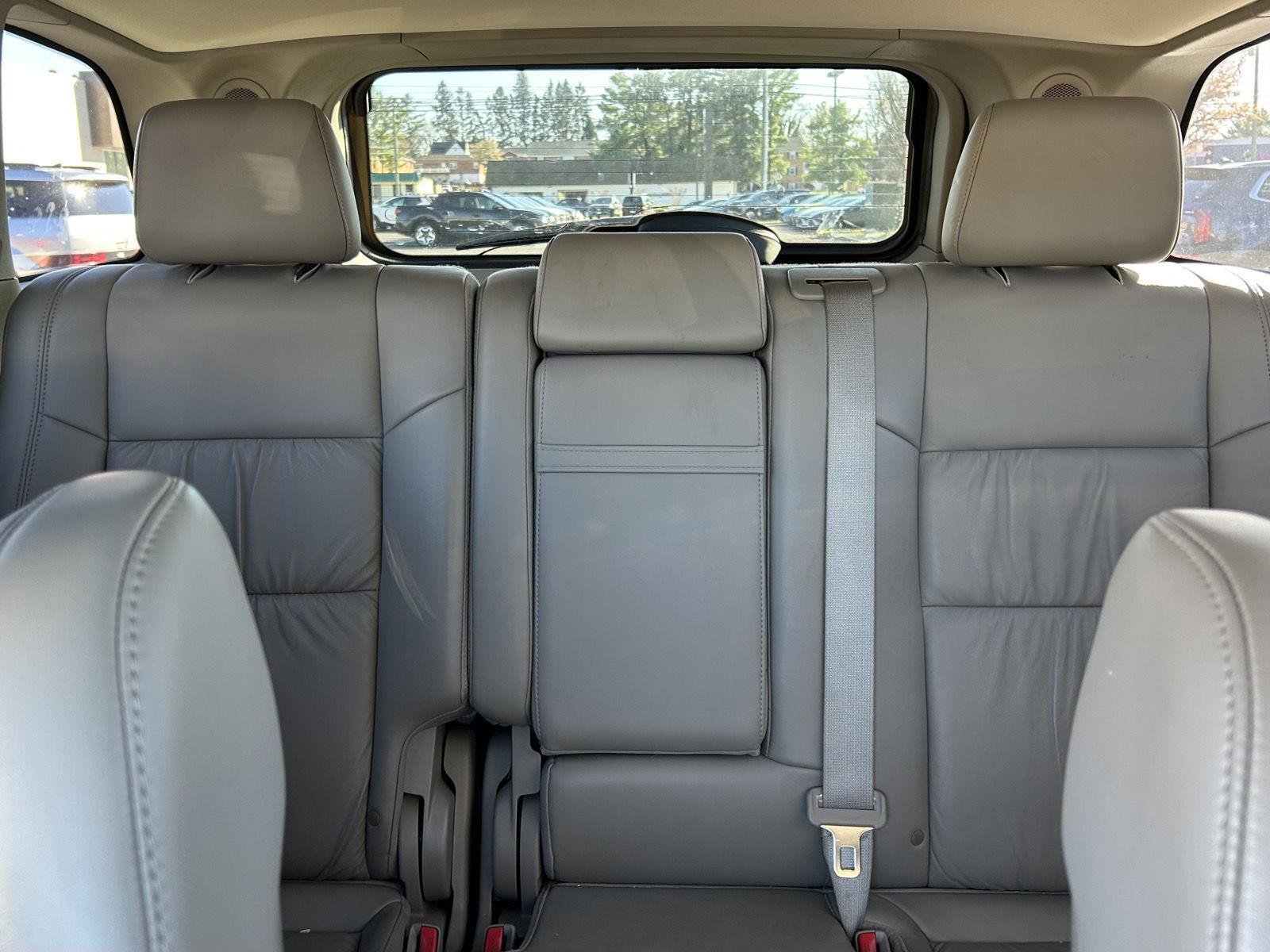 Used 2011 Jeep Grand Cherokee Laredo image 11