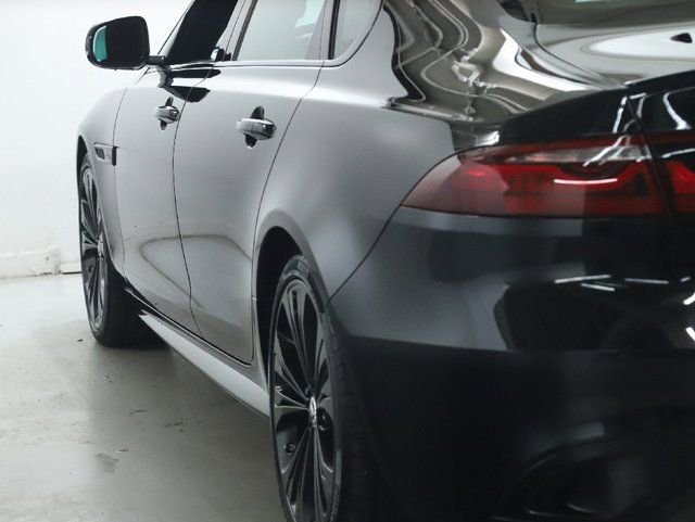 Used 2024 Jaguar XF R-Dynamic SE image 6