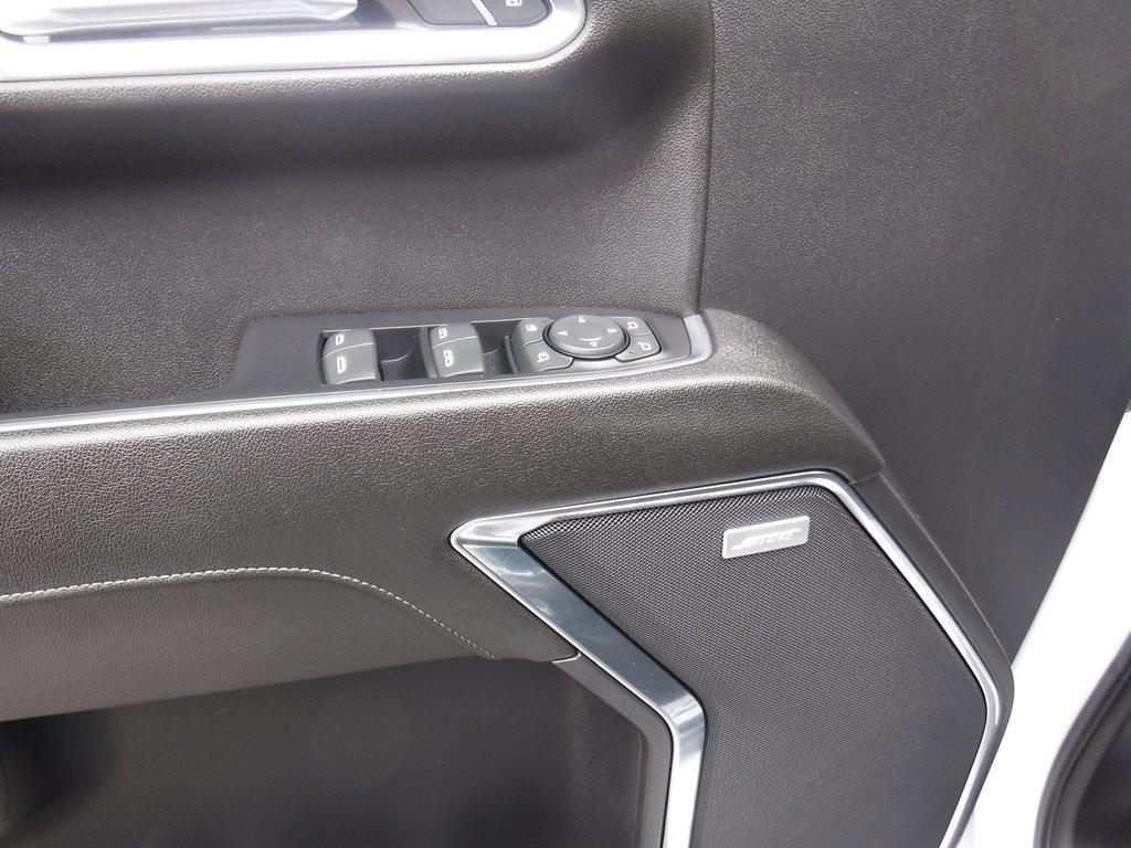 Used 2023 GMC Sierra 1500 SLT image 18