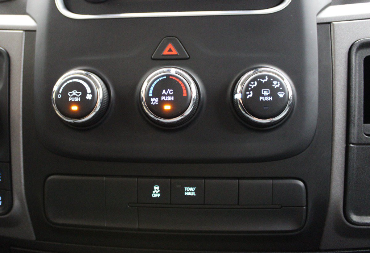 Used 2014 RAM 1500 Express AWD/4WD image 20