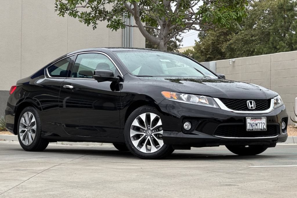 Used 2015 Honda Accord EX image 2