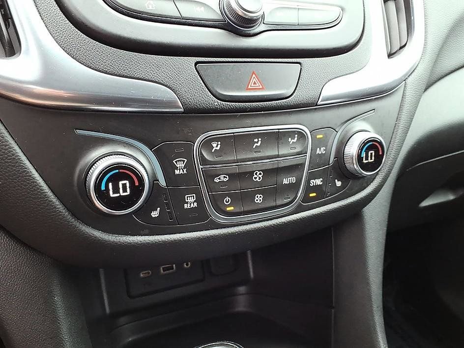 Used 2021 Chevrolet Equinox LT AWD/4WD image 28