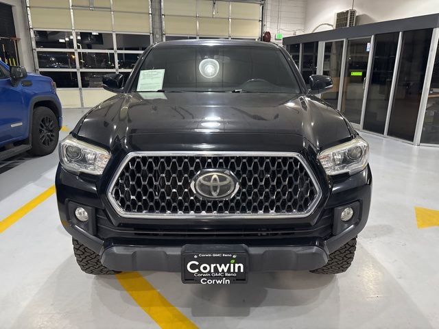 Used 2019 Toyota Tacoma TRD Off-Road w/ Technology Package image 3