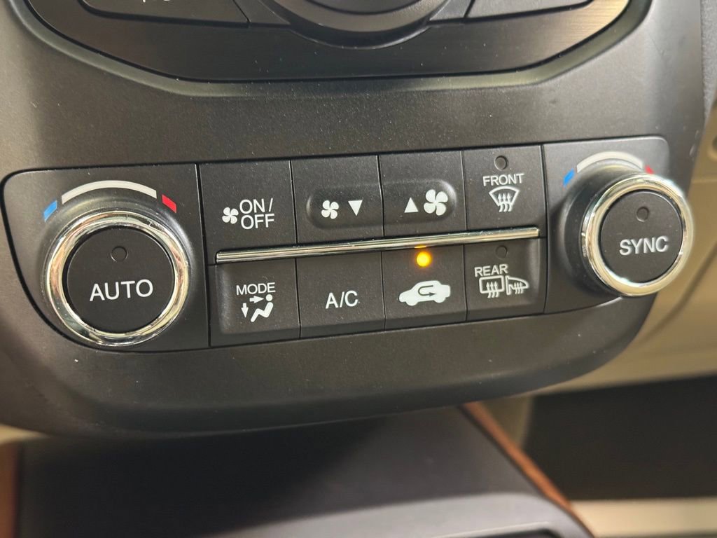 Used 2015 Acura RDX AWD w/ Technology Package image 37