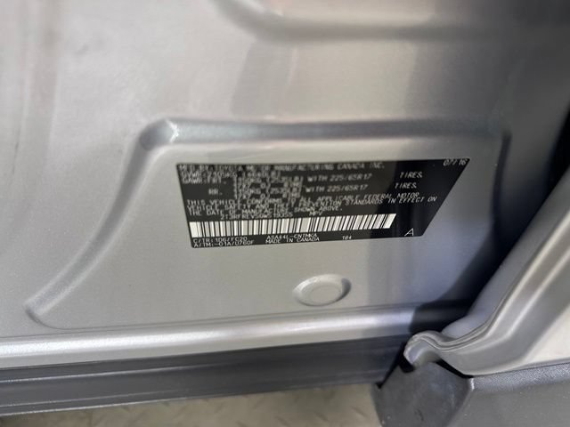 Used 2016 Toyota RAV4 XLE AWD/4WD image 31