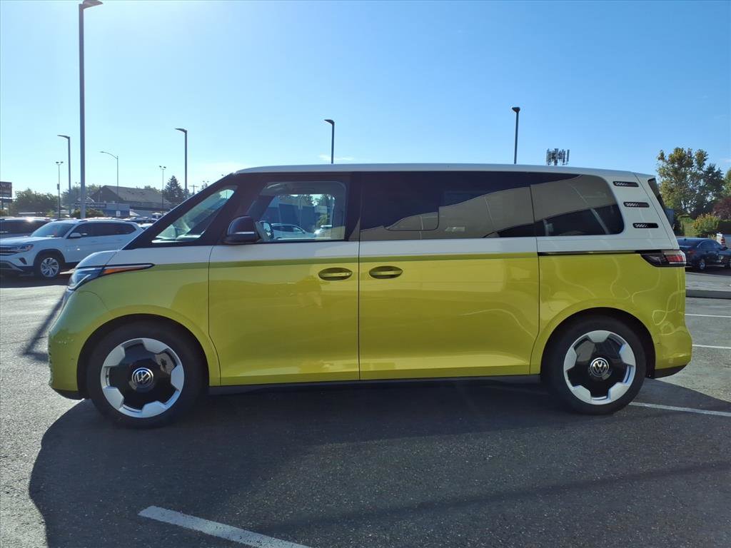 New 2025 Volkswagen ID. Buzz Pro S Plus image 5