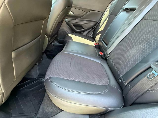 Used 2021 Buick Encore Preferred FWD image 16