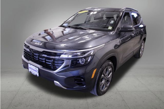 Used 2024 Kia Seltos S AWD/4WD image 1