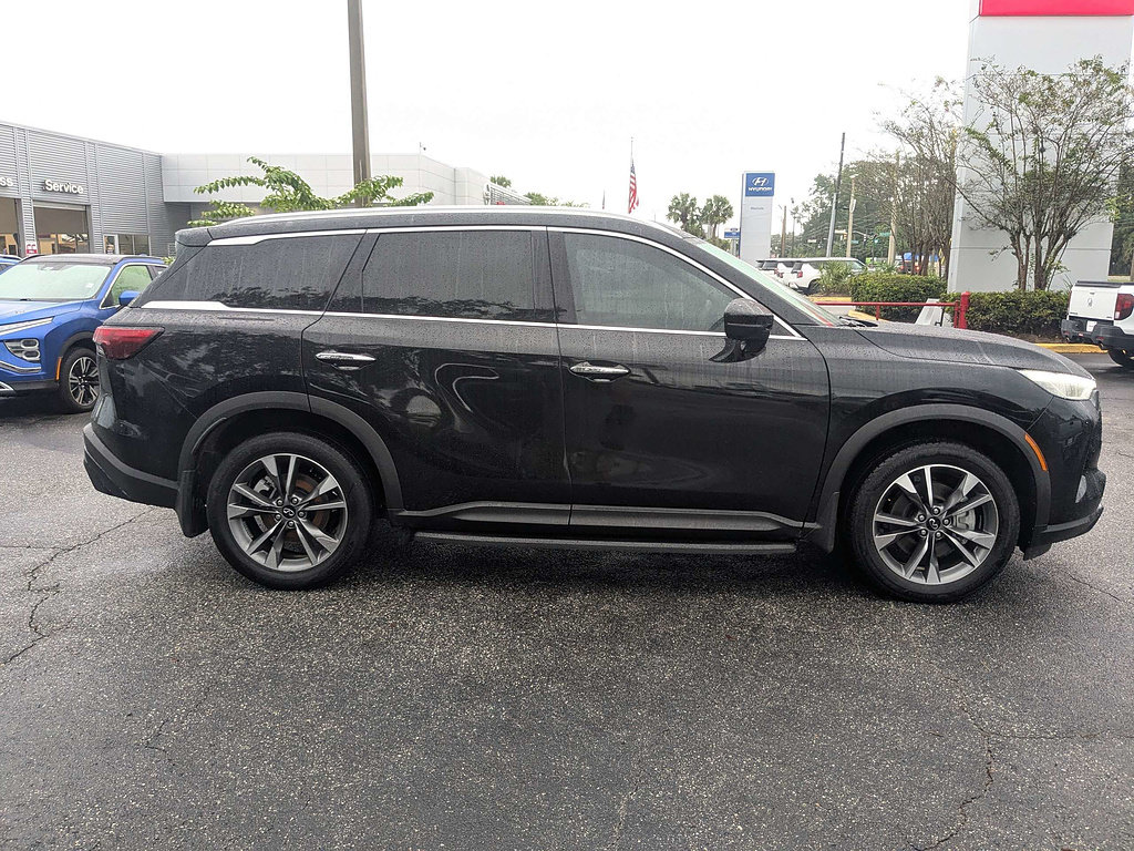 Used 2025 INFINITI QX60 Luxe w/ Cargo Package FWD image 4