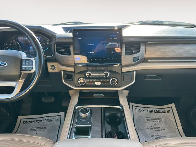 Used 2023 Ford Expedition Max Limited image 11
