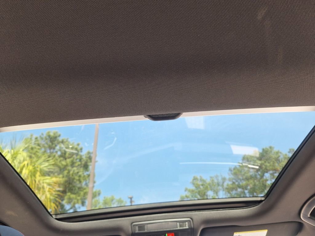 Used 2025 Volkswagen Jetta GLI Autobahn image 21