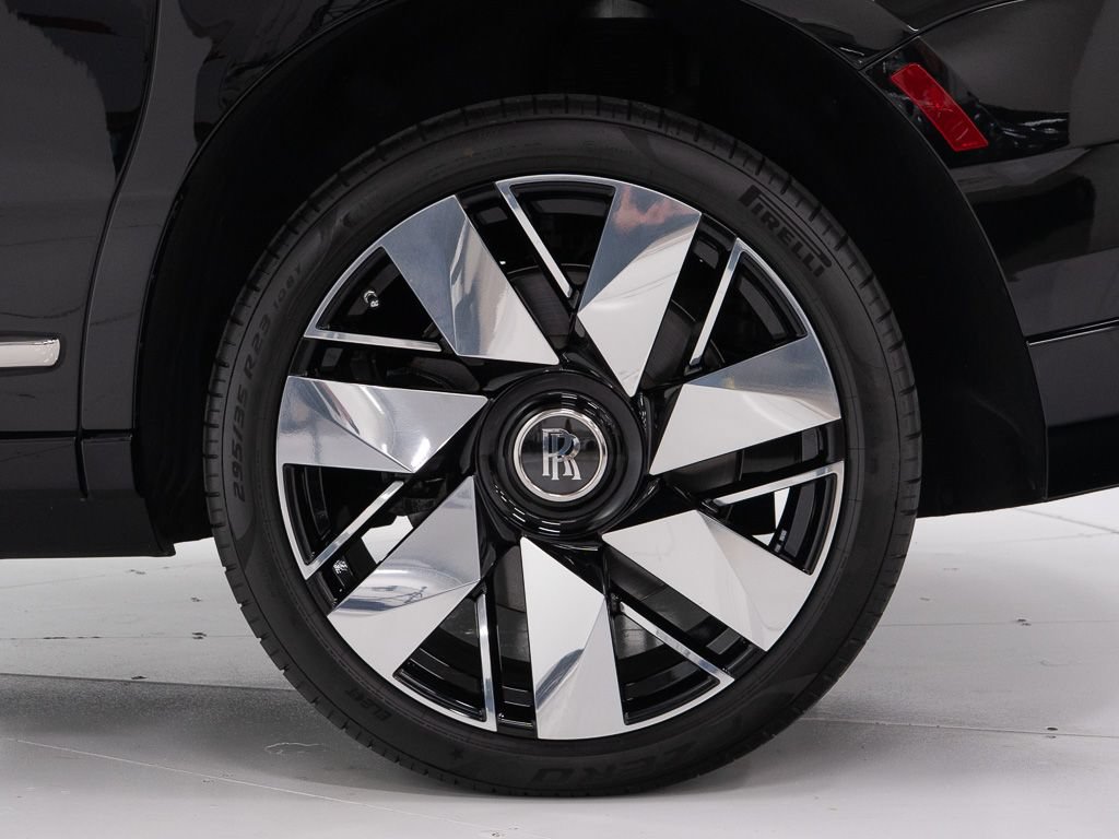 Certified 2026 Rolls-Royce Cullinan AWD/4WD image 51
