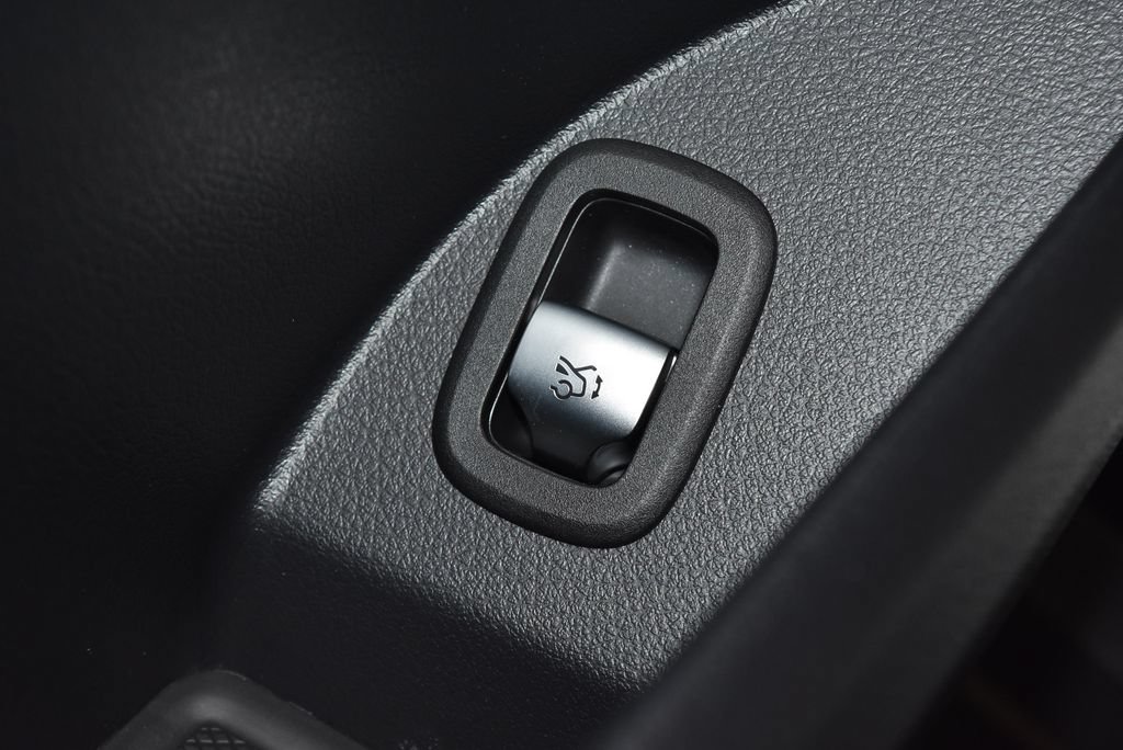 Certified 2026 Mercedes-Benz GLC 300 4MATIC image 7