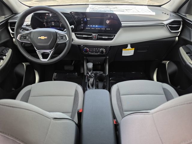 New 2026 Chevrolet TrailBlazer LT w/ LT Cold Weather Package FWD image 15
