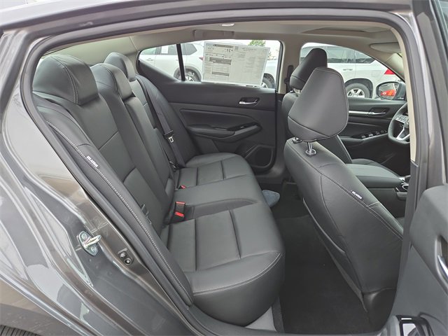 New 2025 Nissan Altima 2.5 SL image 14