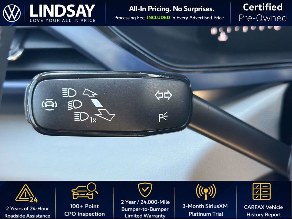 Used 2023 Volkswagen Taos SE w/ Panoramic Sunroof Package FWD image 23