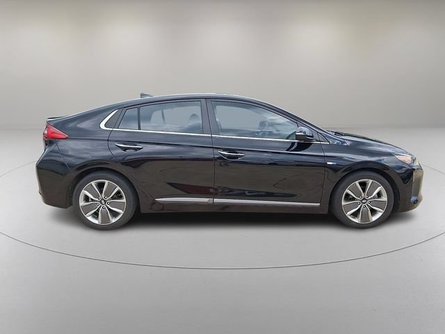 Used 2018 Hyundai Ioniq Limited FWD image 12